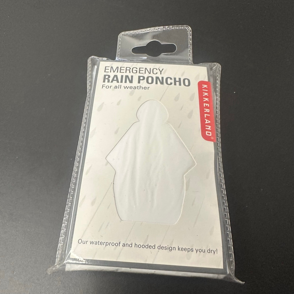 Kikkerland Emergency Poncho (Clear, Waterproof)